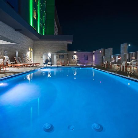 Holiday Inn Glendale - Stadium & Ent Dist By Ihg Exterior photo
