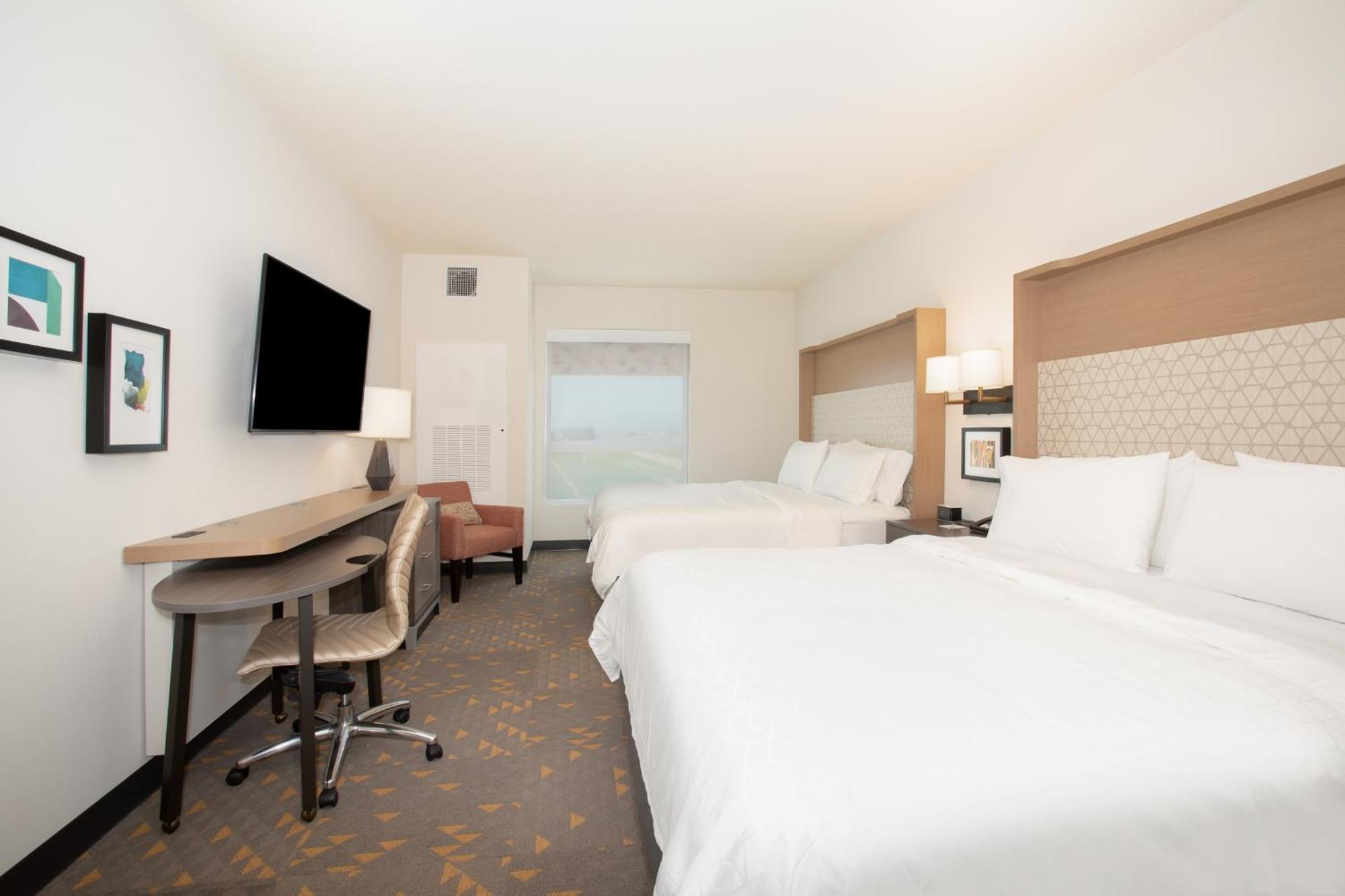 Holiday Inn Glendale - Stadium & Ent Dist By Ihg Exterior photo